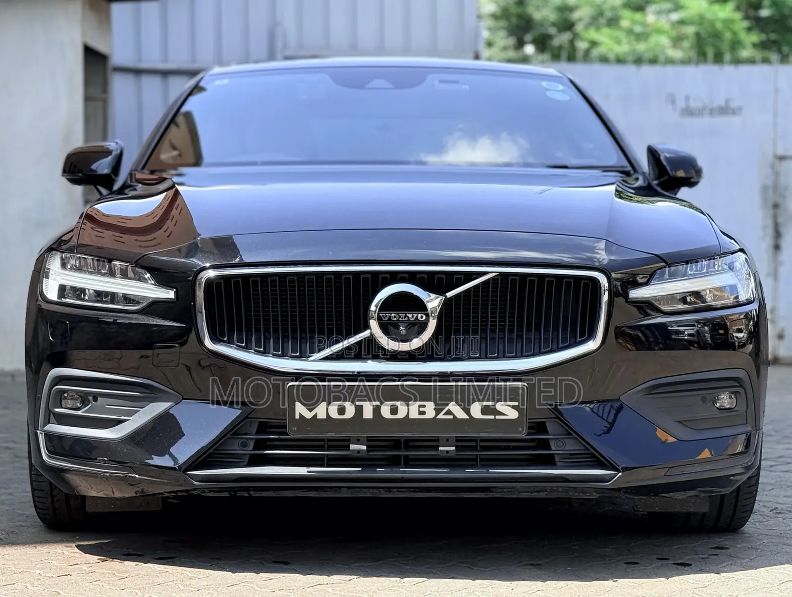 Volvo S60 T4 Momentum 2020 Black