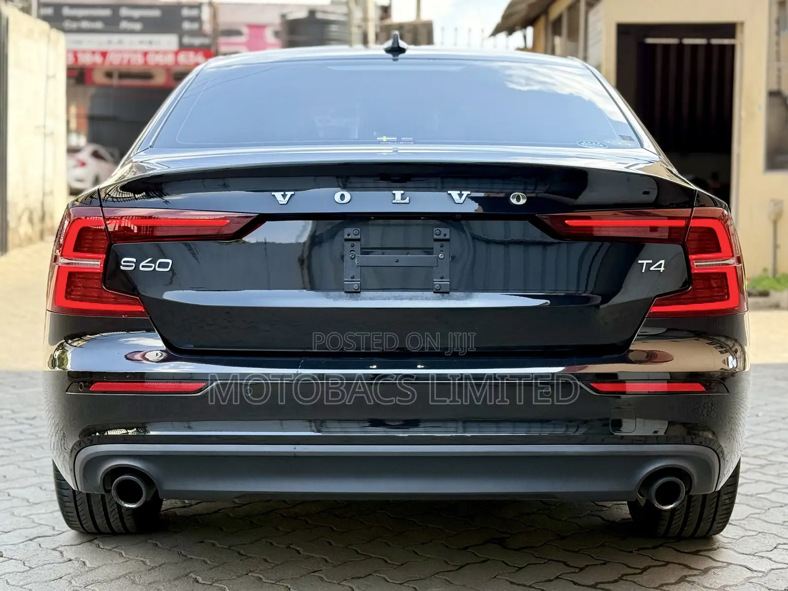 Volvo S60 T4 Momentum 2020 Black