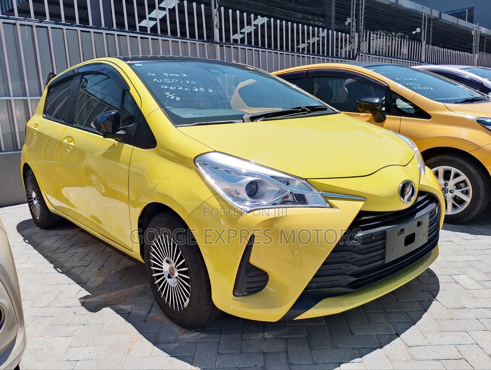 Toyota Vitz 1.3 FWD 5dr 2019 Yellow