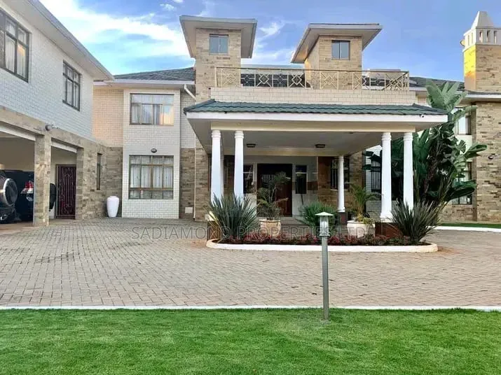 5bdrm House in Hardy for sale