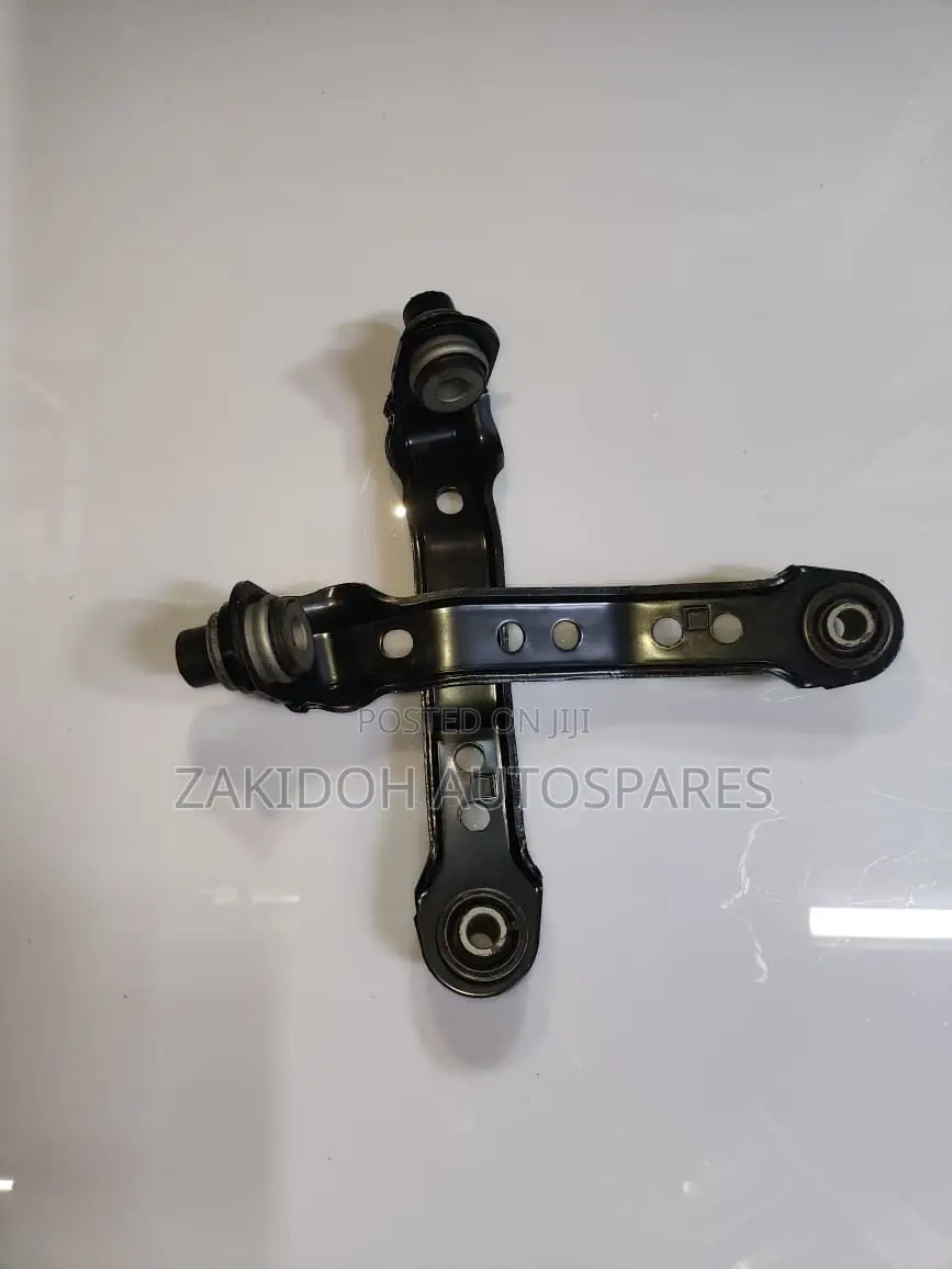 Front Suspension Upper Left Link / Control Arm
