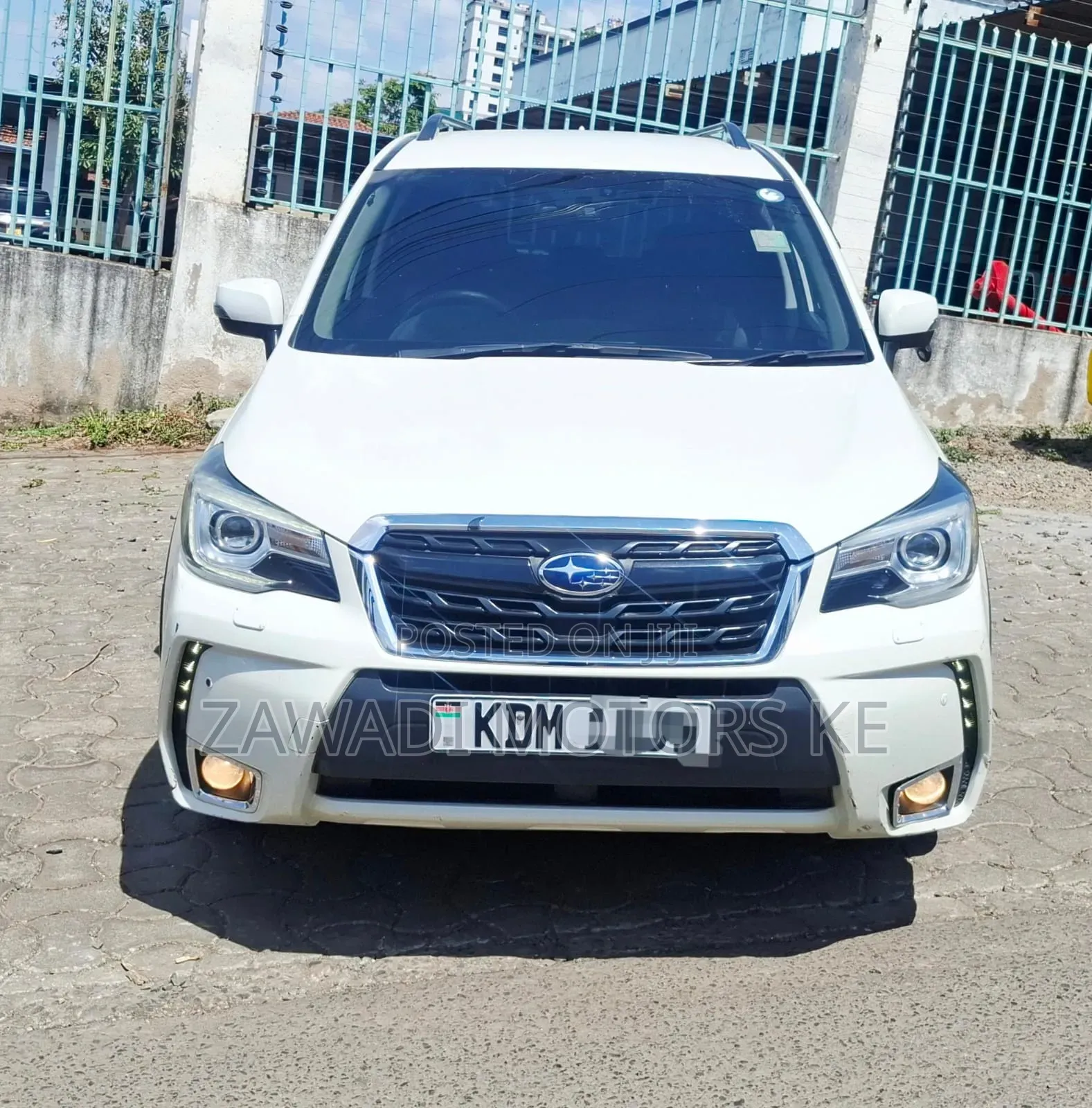 Subaru Forester 2.0XT Premium AWD 2016 White