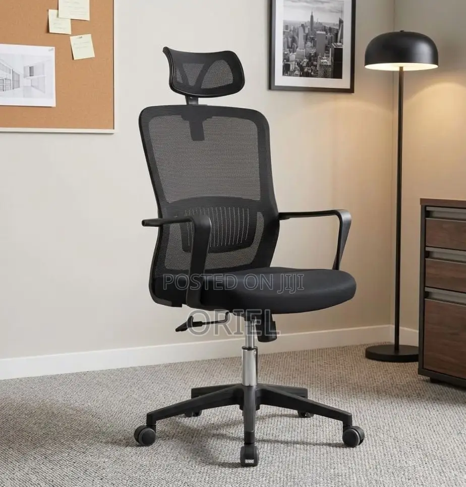 Office Chair : Meshed Back Ergonomic Office Chair
