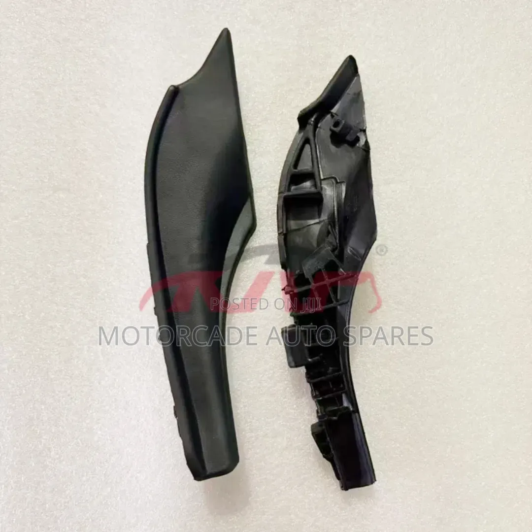 Toyota Premio 260 Windscreen Finishers