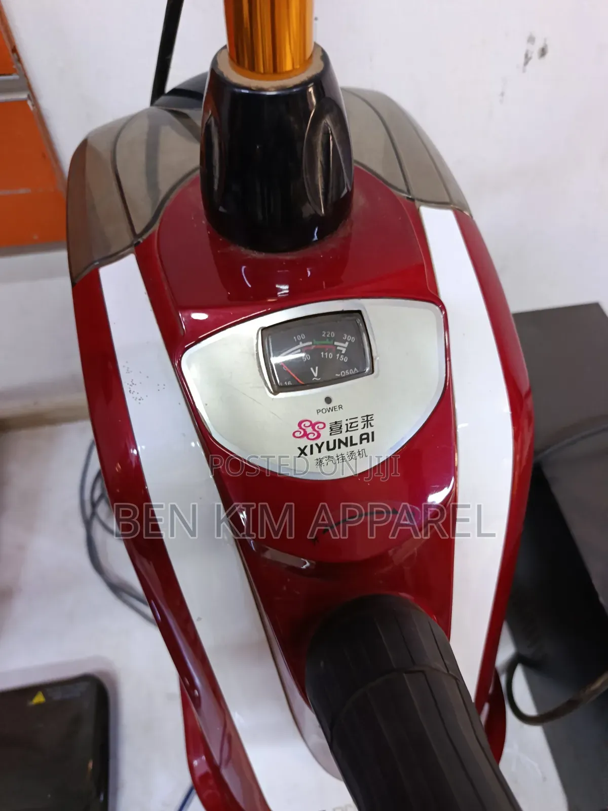 5 Litres Steam Iron With Hanger Coats, Shirts Jackets