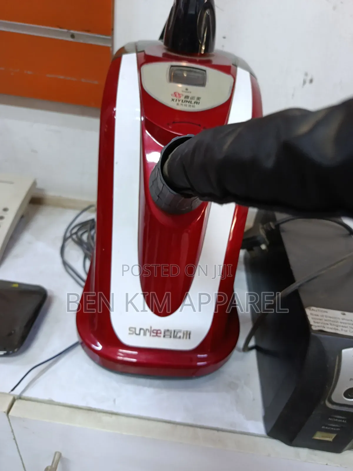 5 Litres Steam Iron With Hanger Coats, Shirts Jackets