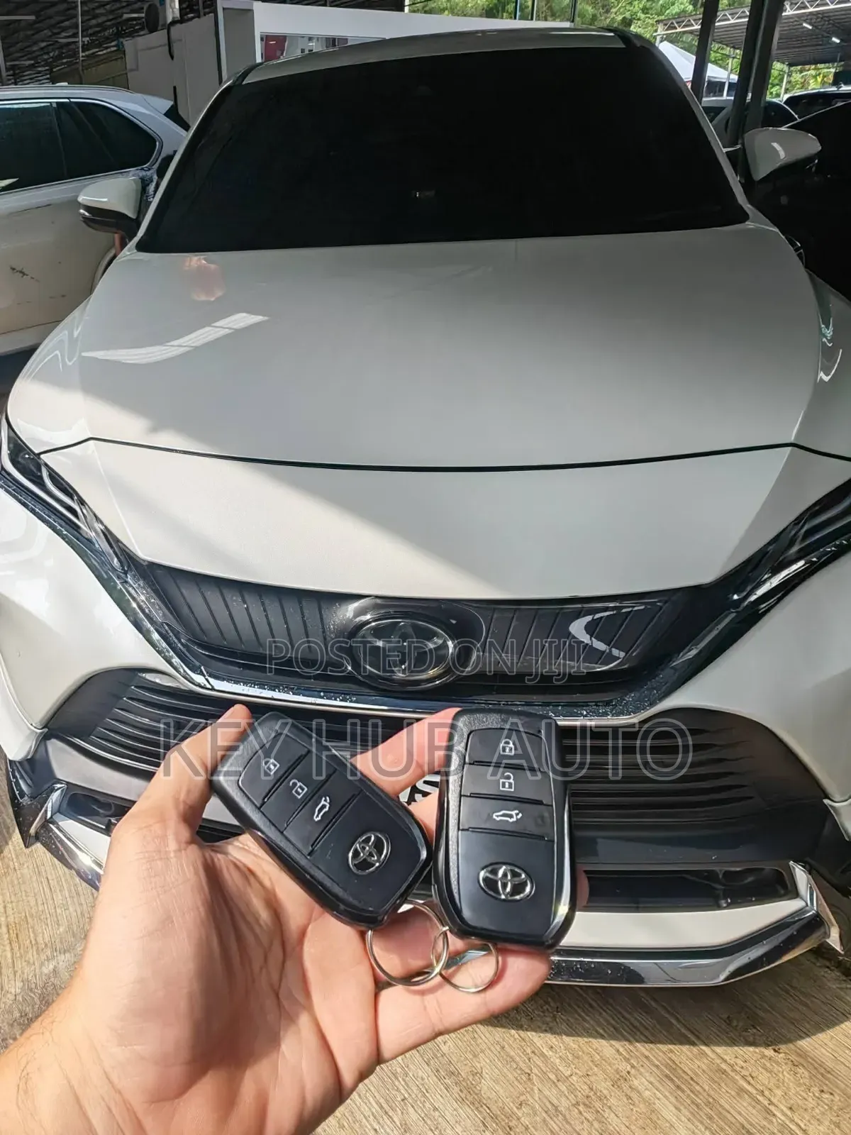 Get Your Car Harrier Newest Shape Car Keys Duplicated Today, Best Rate