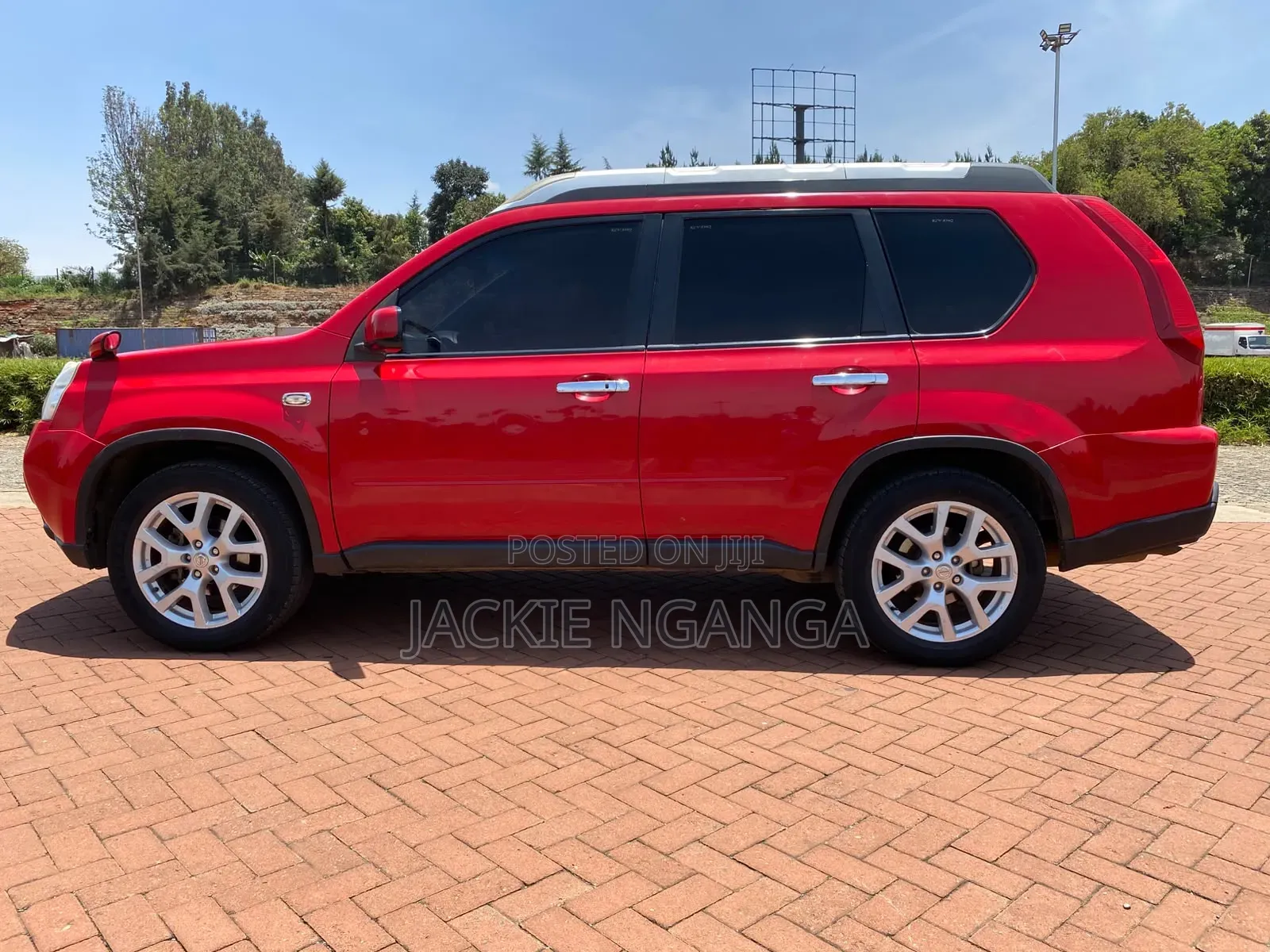 Nissan X-Trail 2013 Red
