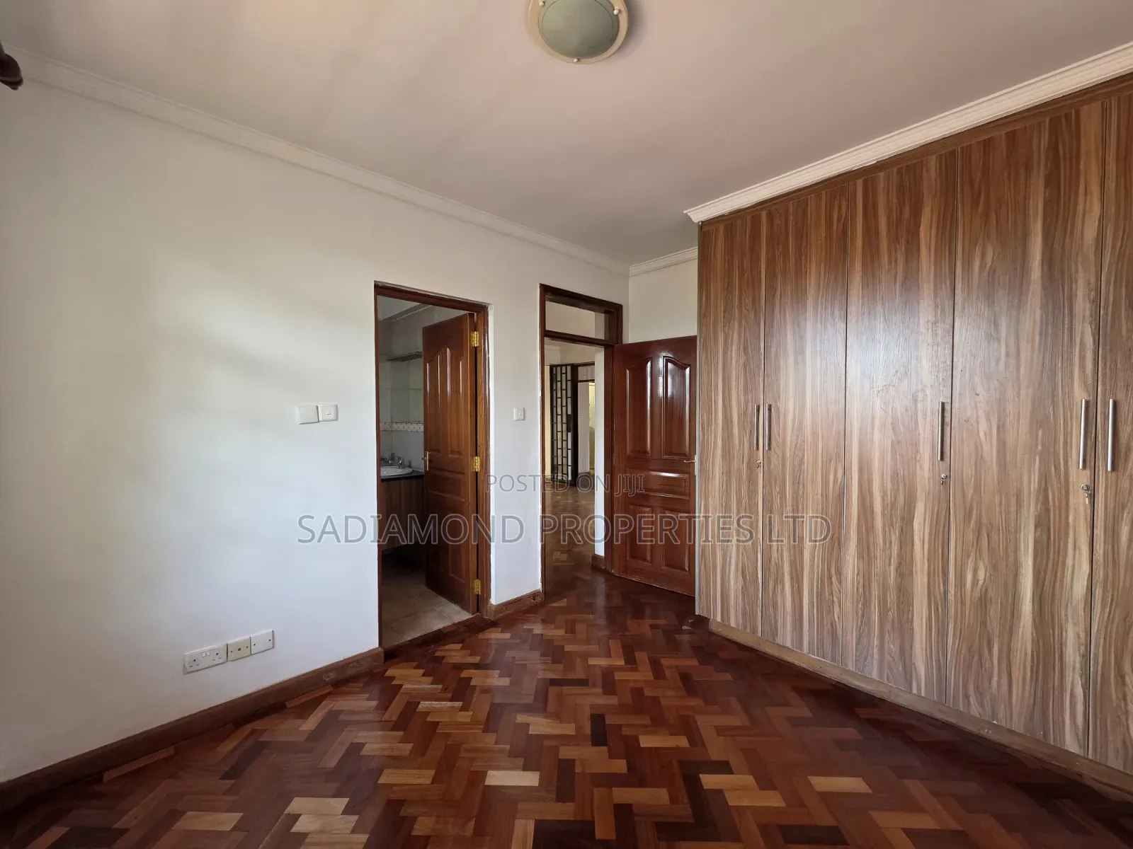 5bdrm Townhouse/Terrace in Kitisuru for sale