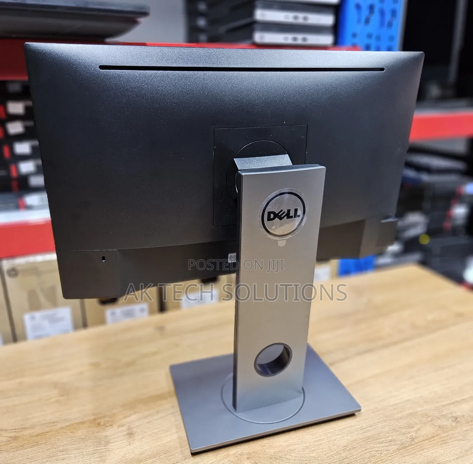 Dell P2217h Monitor Display Size: 22 Inch Resolution: 1920 X 1080