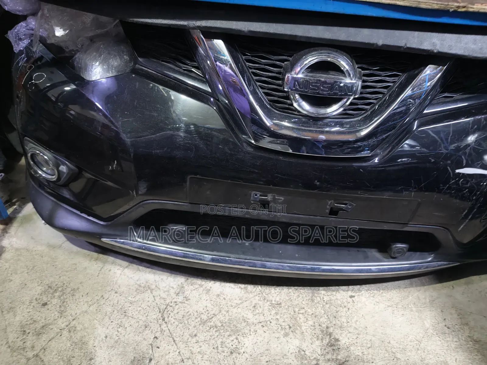 Nosecut Nissan Extrail NT32 Xenon