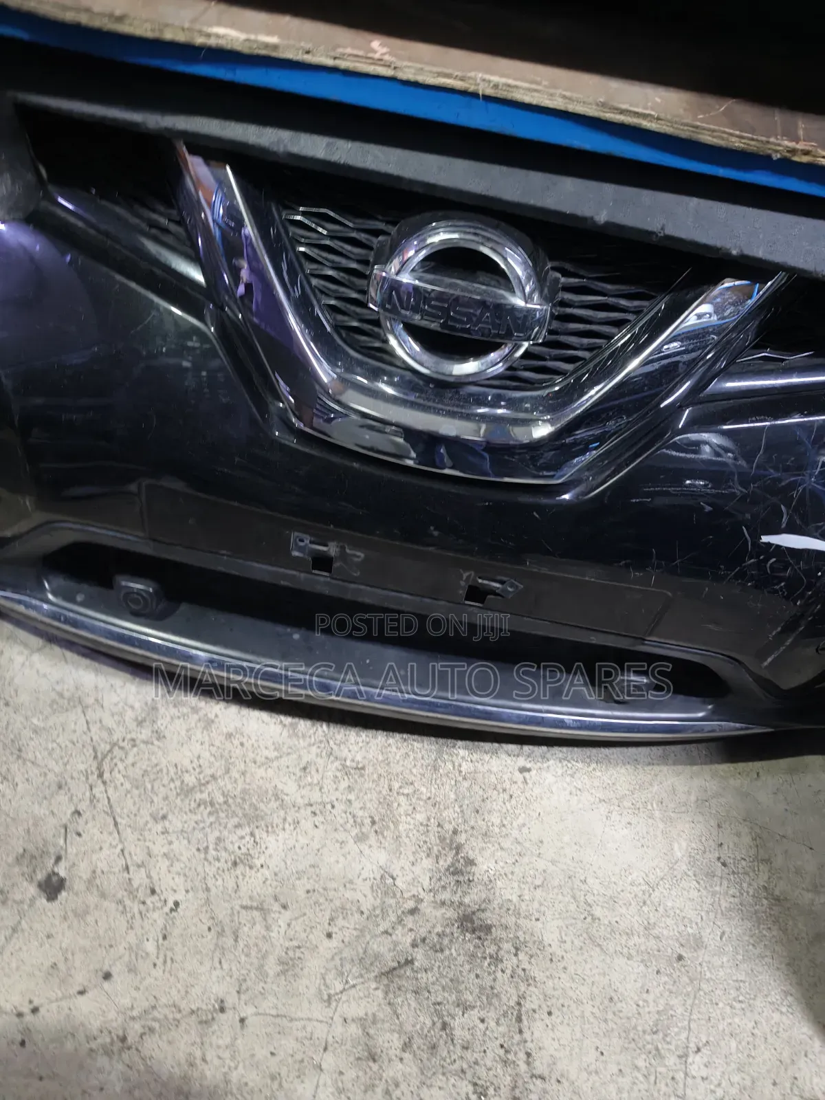 Nosecut Nissan Extrail NT32 Xenon