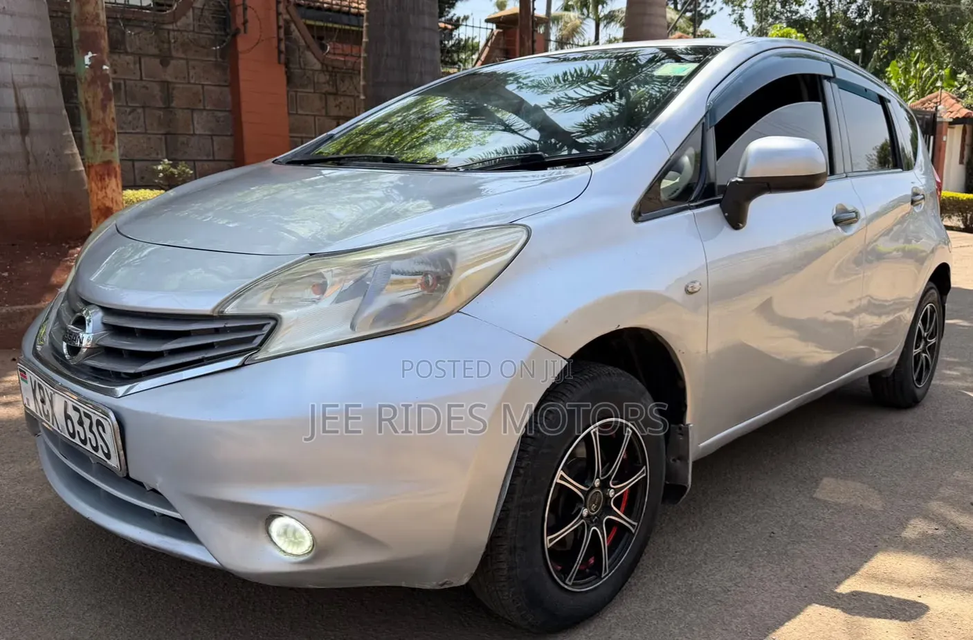 Nissan Note 2012 Silver