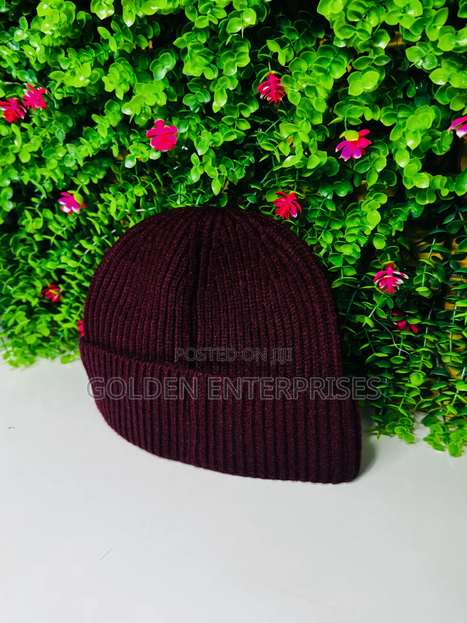 Maroon Fashion Knit Beanie Cap, Thick Warm Winter Hat for Outdoor Wear