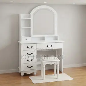 Dressers; Dressing Room Lux Vanity Set With Sliding Mirrors