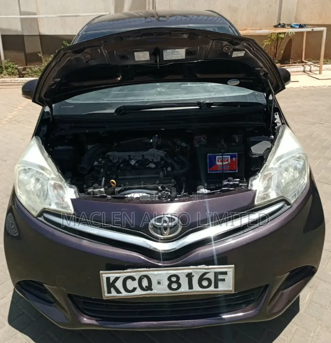 Toyota Ractis 2012 Maroon