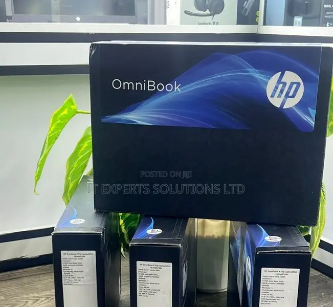 New Laptop HP OmniBook 5 14" 16GB Intel Core i5 SSD 512GB