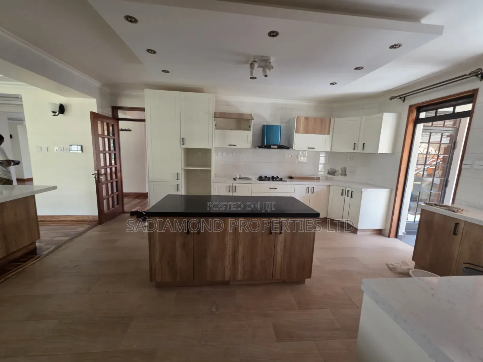 5bdrm House in Karen, Hardy for rent