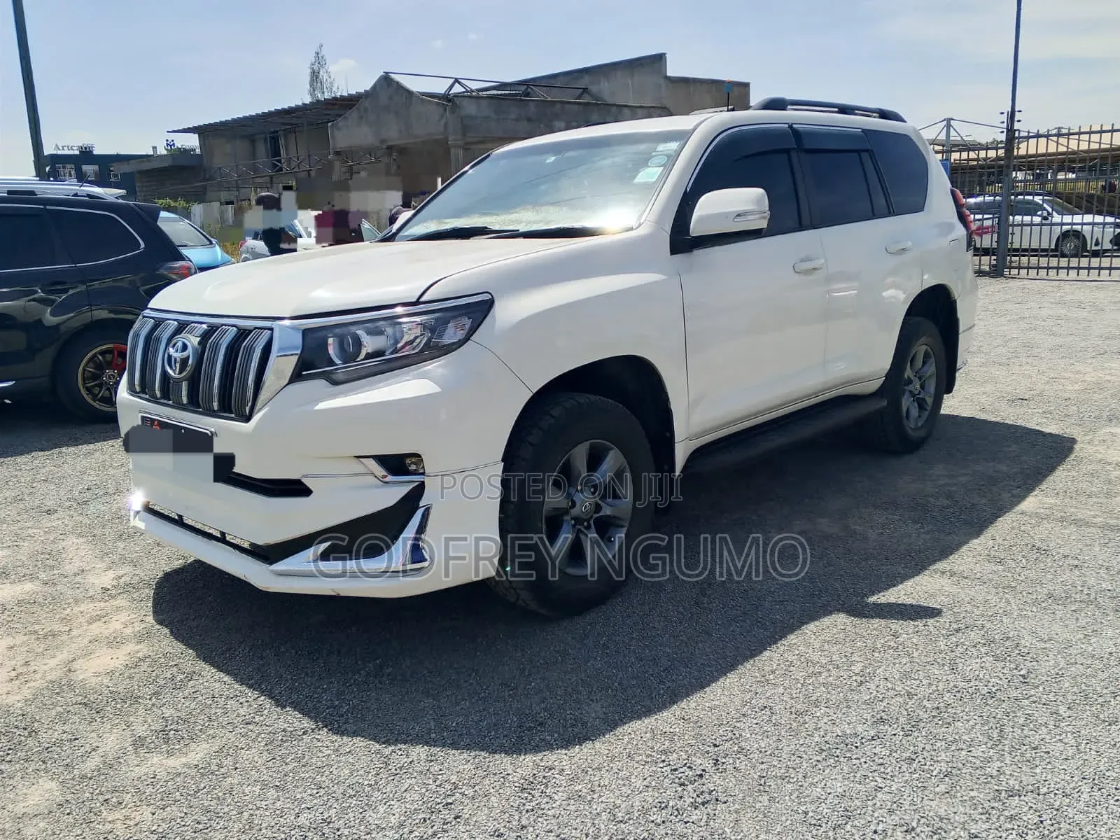 Toyota Land Cruiser Prado 2014 White