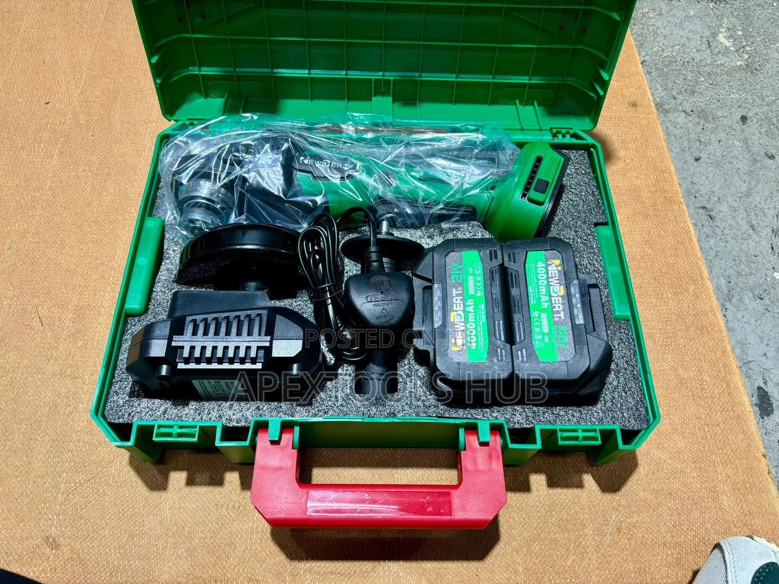 Newbeat 4.5" Cordless Brushless Angle Grinder (21V Kit)