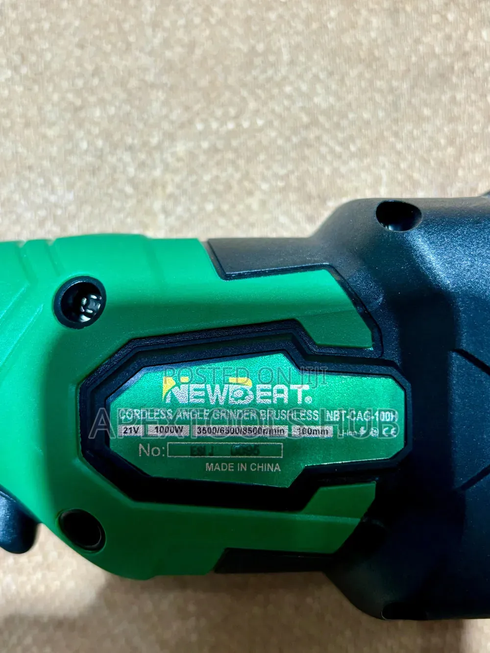 Newbeat 4.5" Cordless Brushless Angle Grinder (21V Kit)