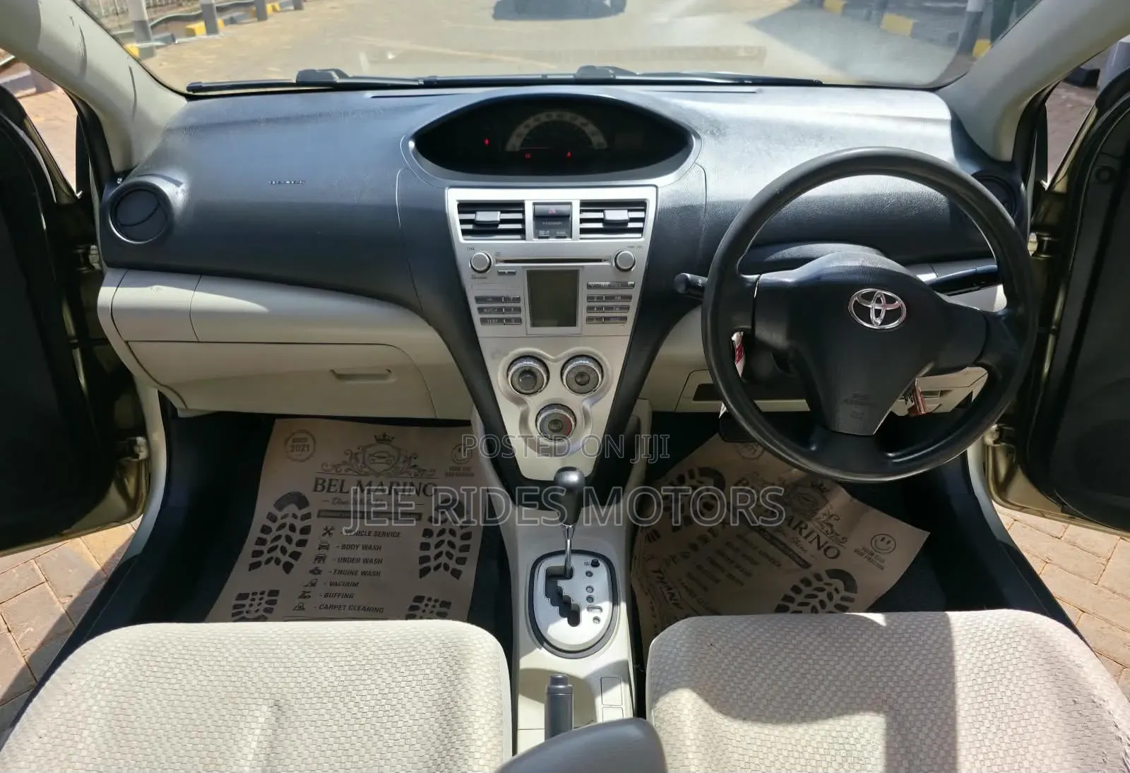 Toyota Belta 2008 Gold