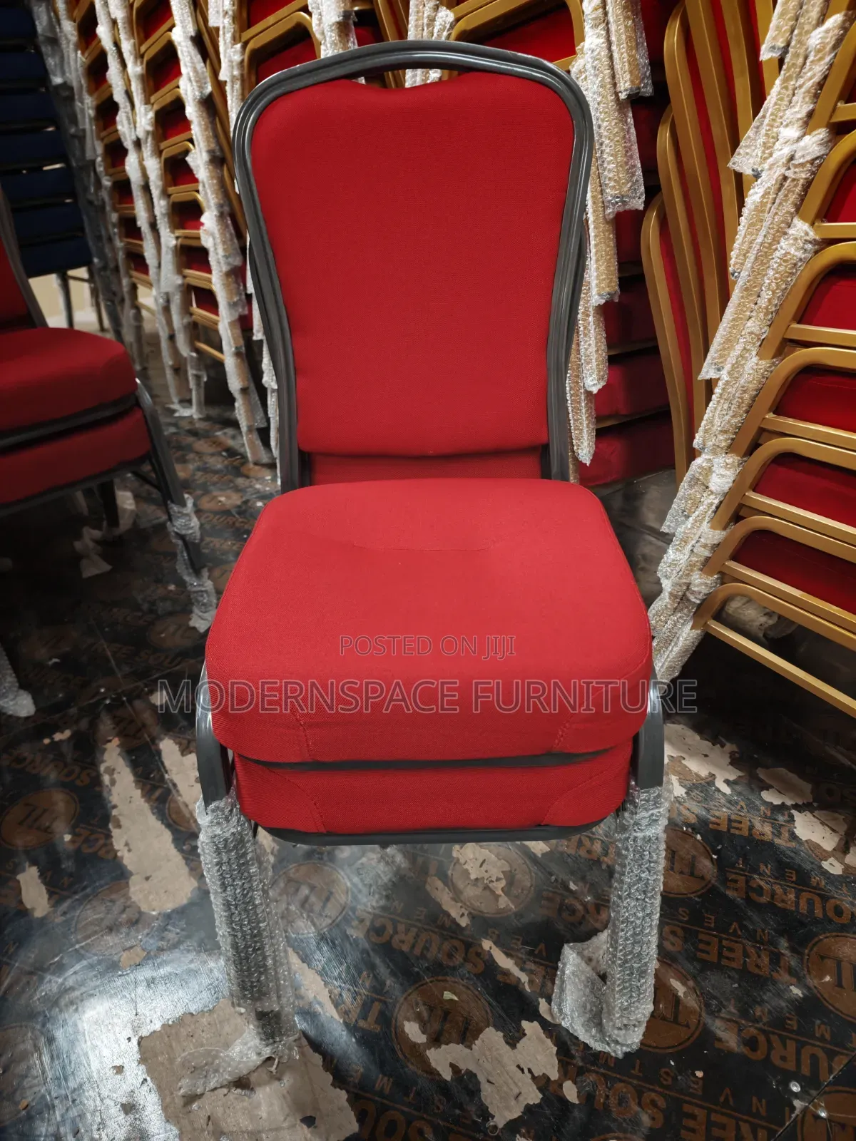 Heavy Duty Red Banquet Chair