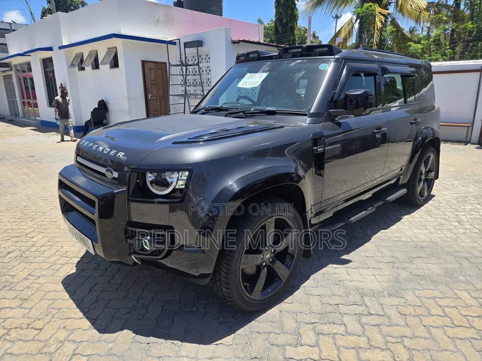 Land Rover Defender SE 2021 Black