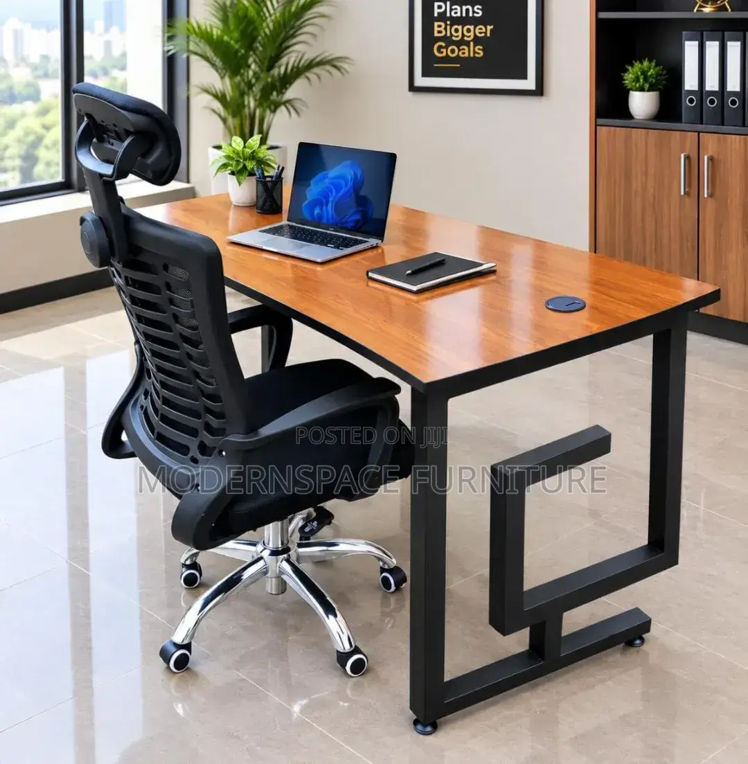 Strong Metallic Desk and Mesh Office Chair