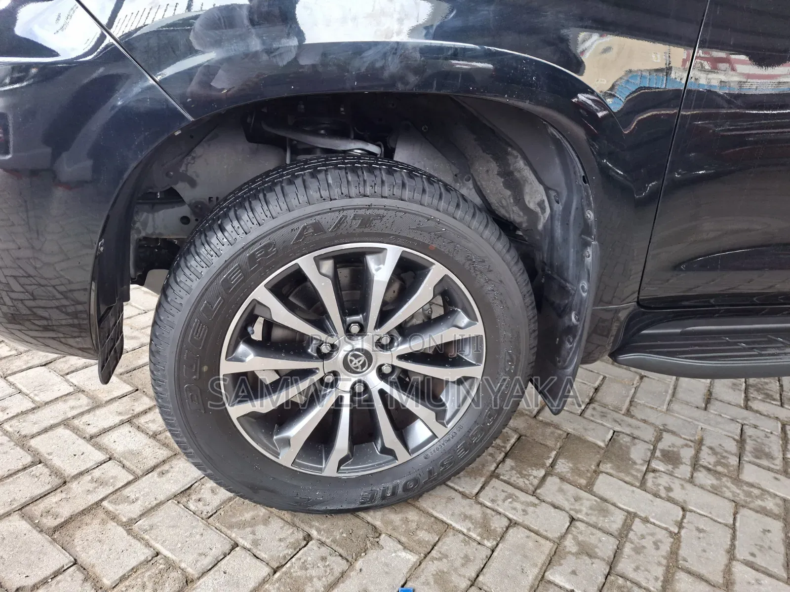 Toyota Land Cruiser Prado 2.8 2020 Black