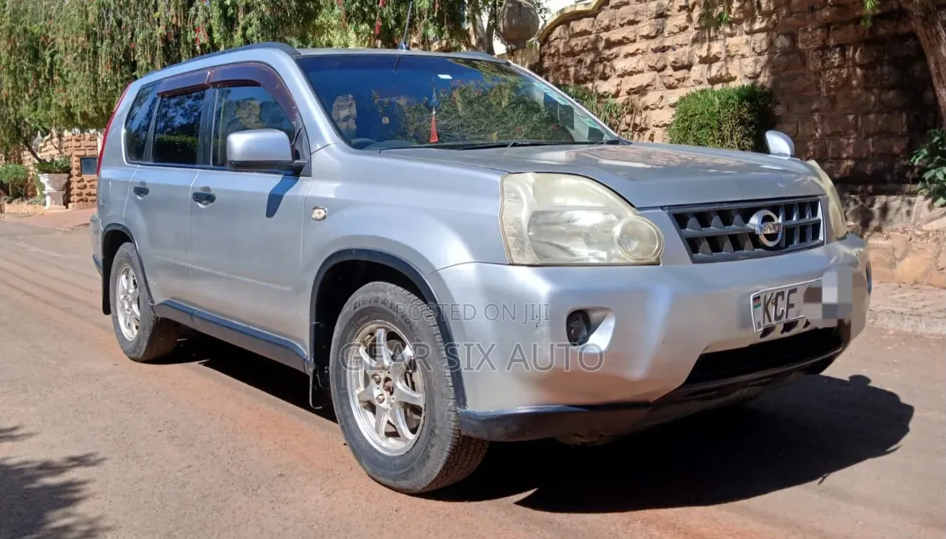 Nissan X-Trail 2.0 Automatic 2008 Silver