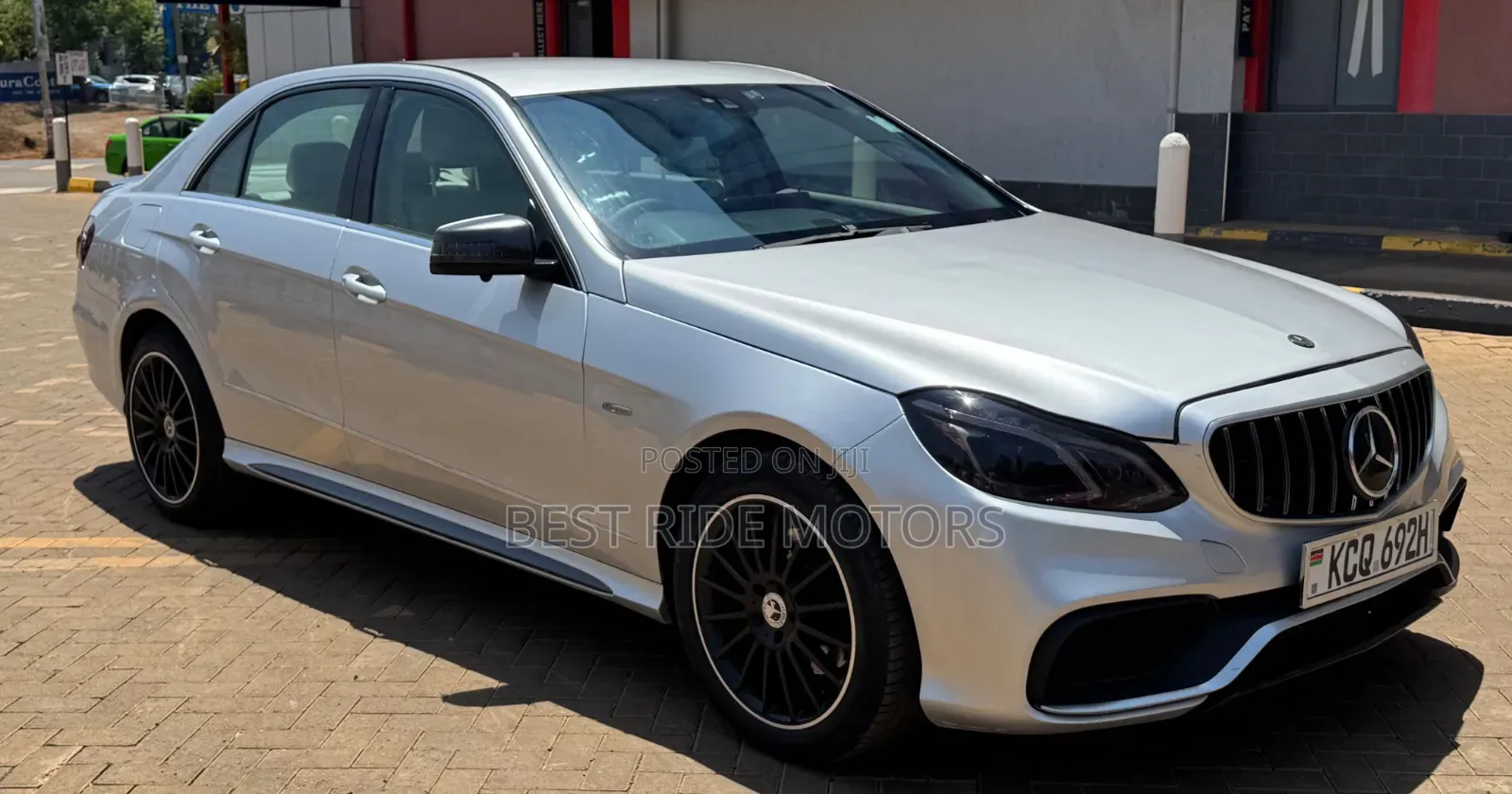 Mercedes-Benz E250 2010 Silver