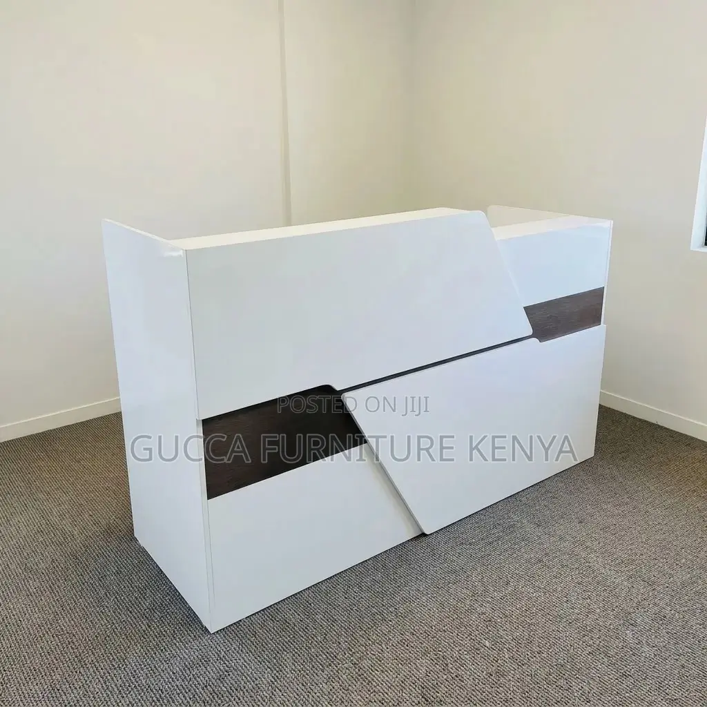 Imported White Reception Table-1600mm