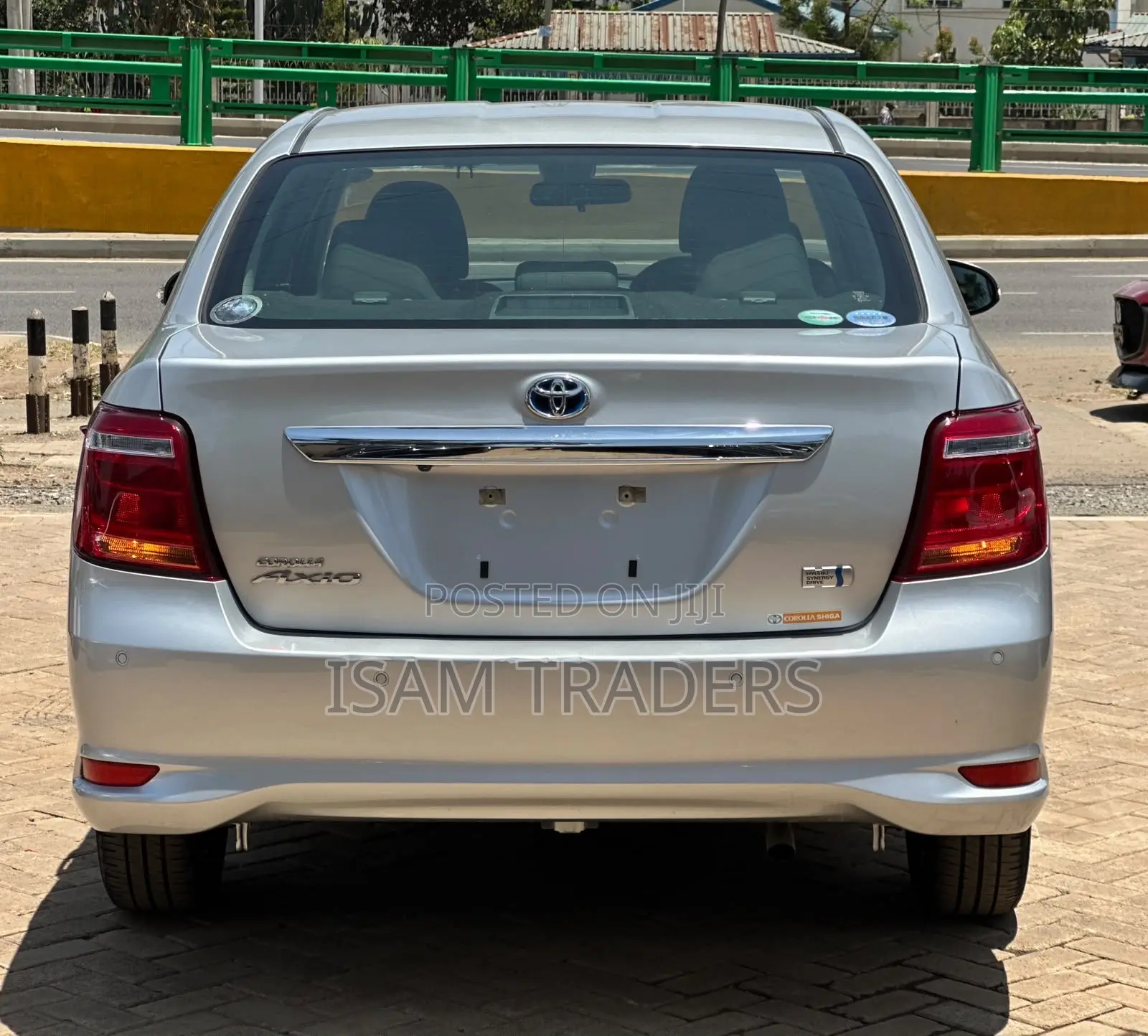 Toyota Axio 1.5 Hybrid 2WD 2020 Silver
