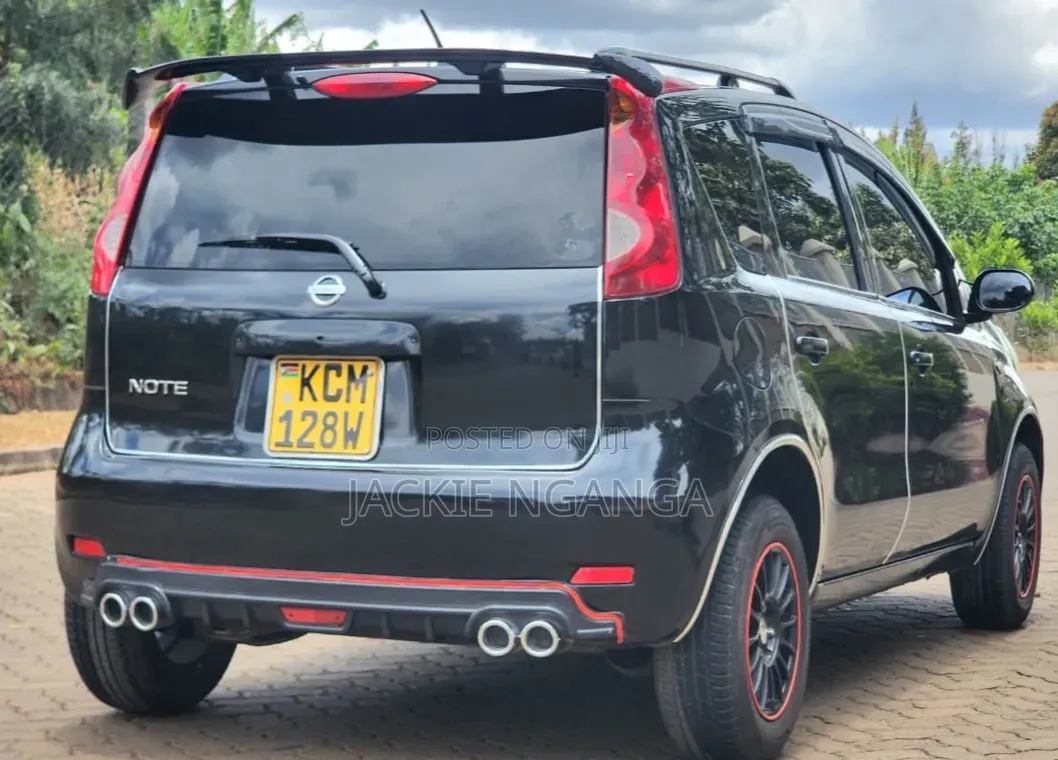 Nissan Note 2010 Black