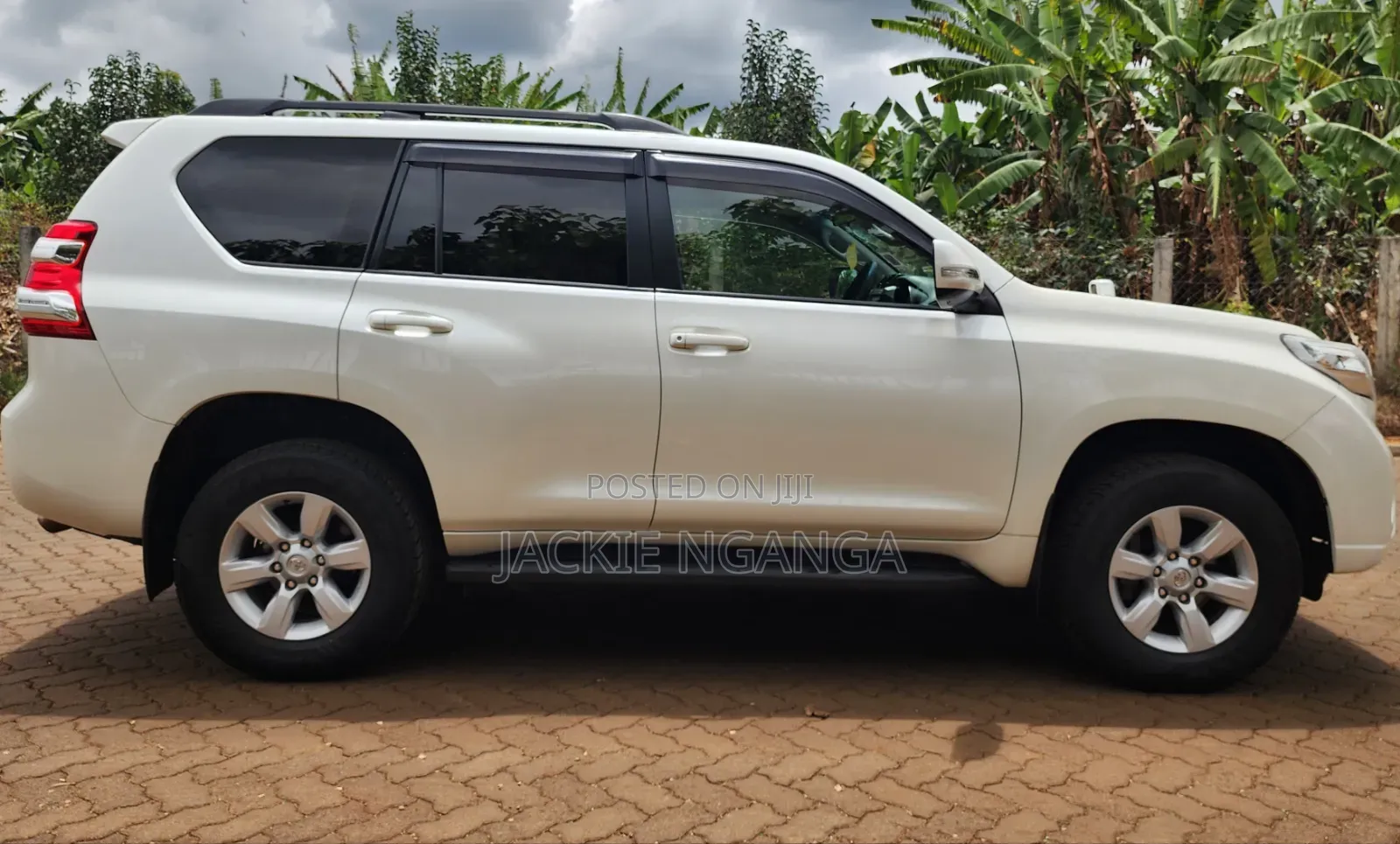 Toyota Land Cruiser Prado 2016 White