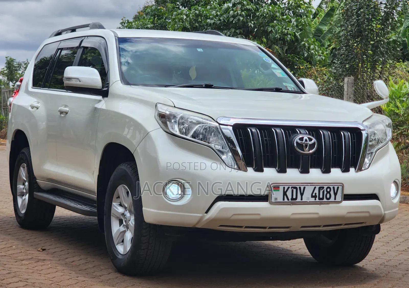 Toyota Land Cruiser Prado 2016 White