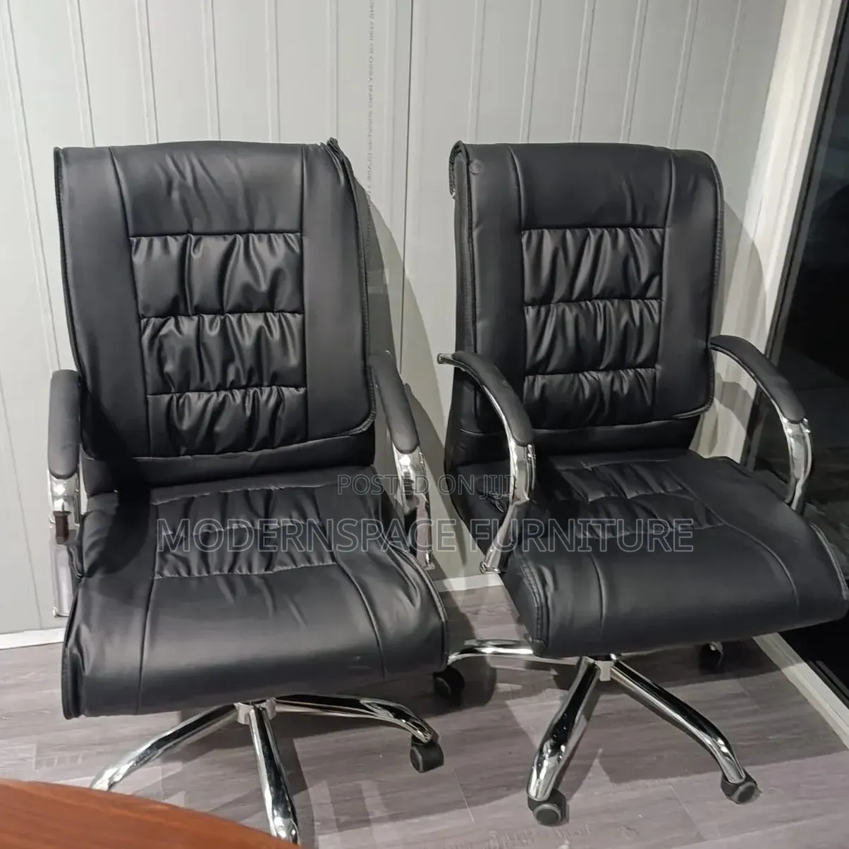 High Back Executive Office Chair -Black