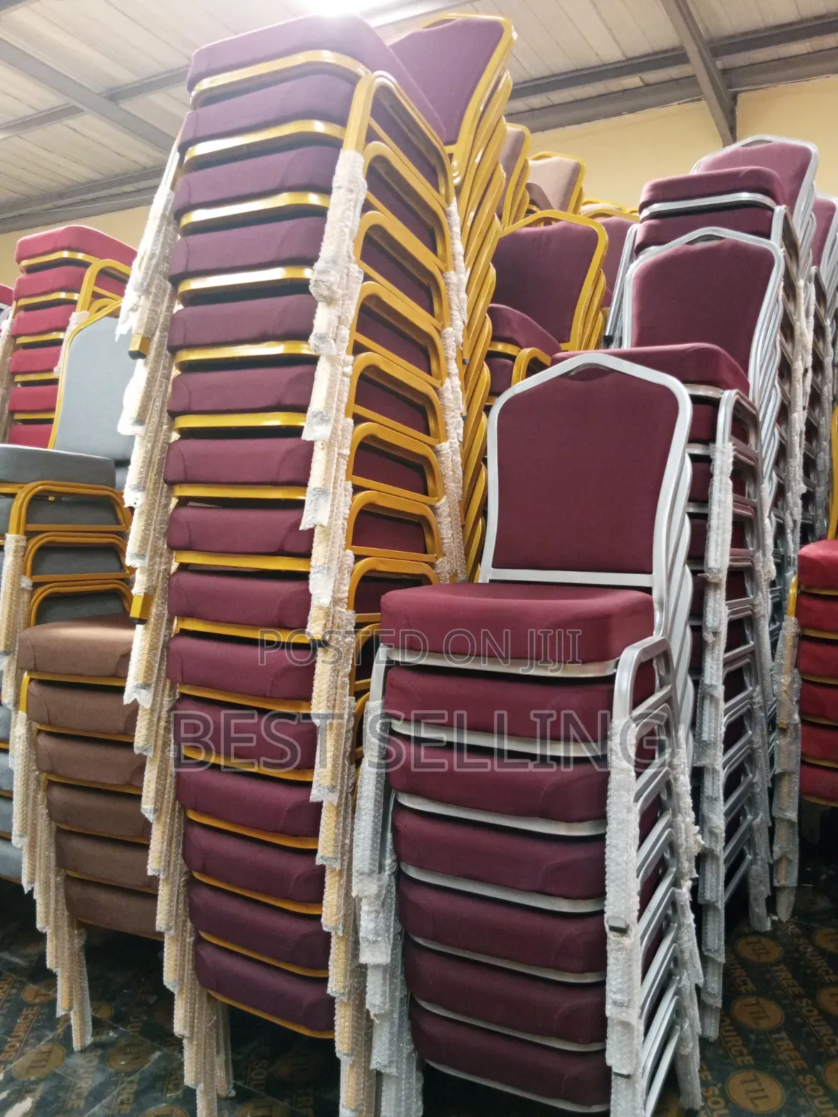 Stackable Heavy Duty Foam Fabric Banquet Chairs