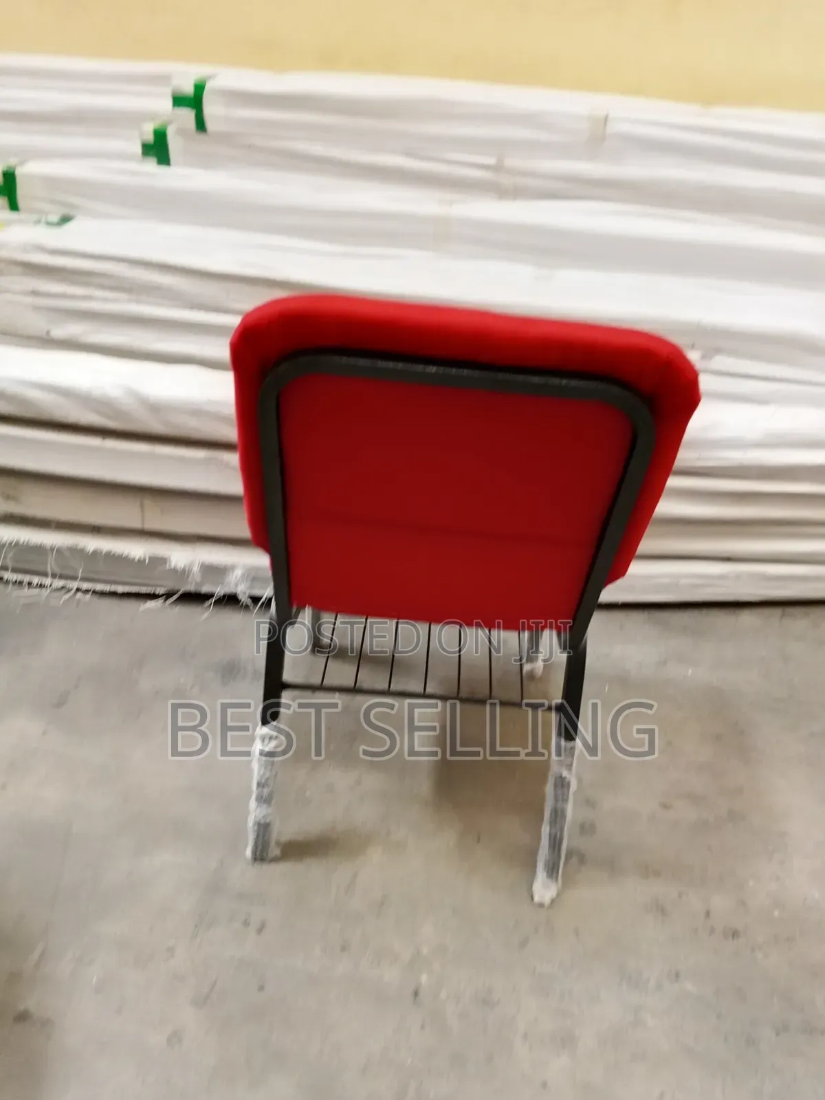 Pure Red Heavy Duty Conference Chairs Church Chairs With Bookshelf
