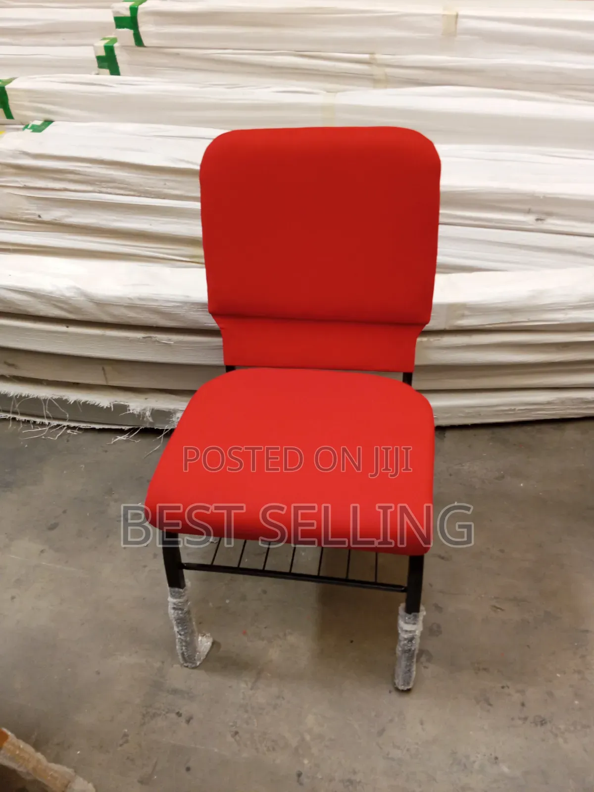 Pure Red Heavy Duty Conference Chairs Church Chairs With Bookshelf