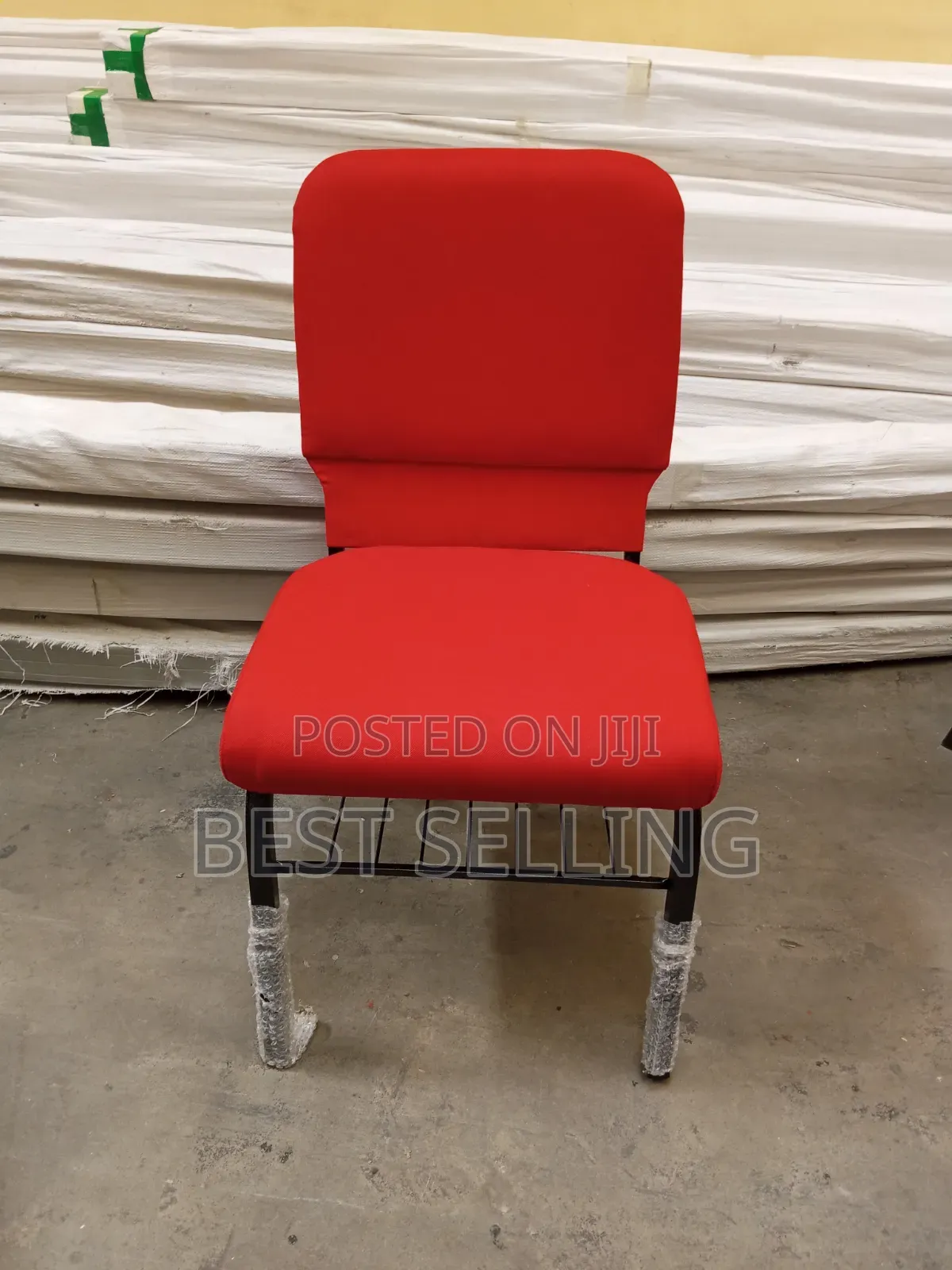 Pure Red Heavy Duty Conference Chairs Church Chairs With Bookshelf