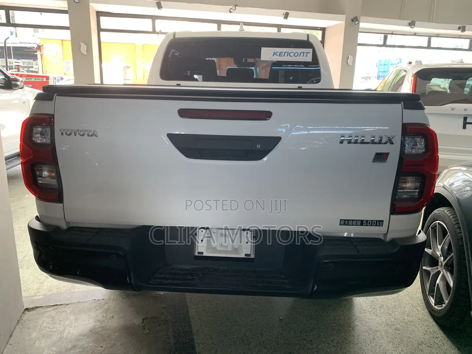 Toyota Hilux Revo Double Cab Deisel 2.4 AWD 2019 White