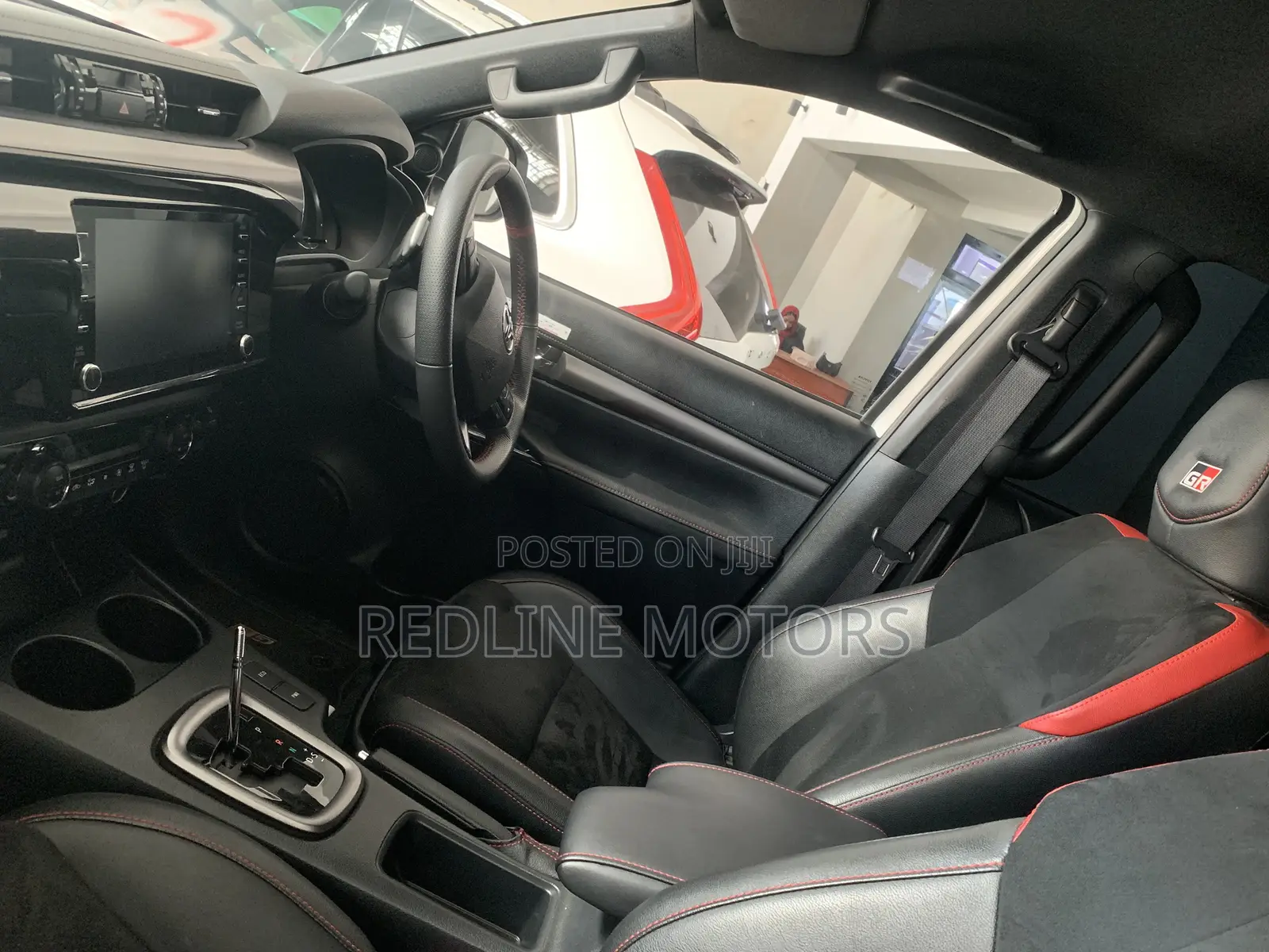 Toyota Hilux Revo Double Cab Deisel 2.4 AWD 2019 White