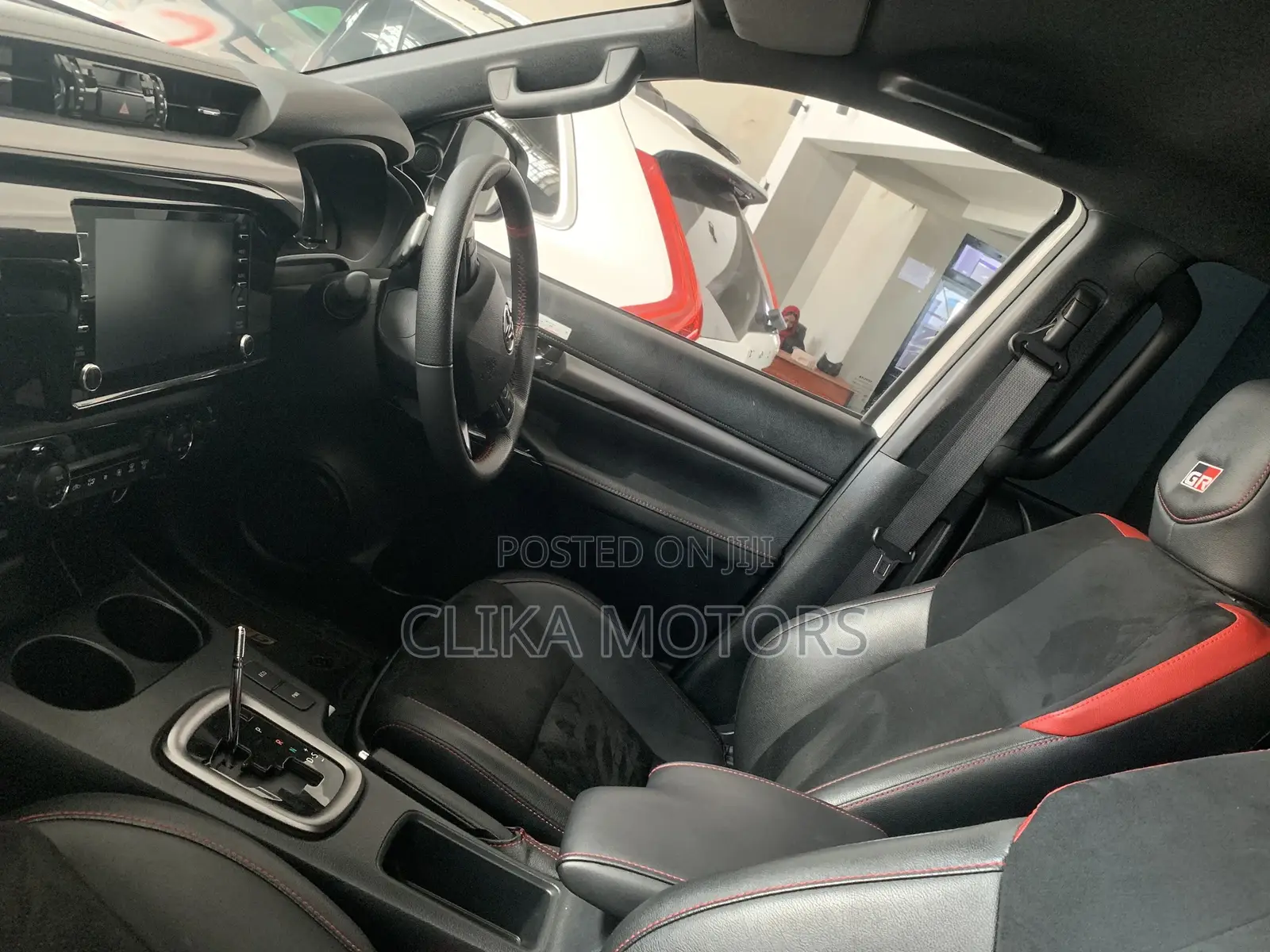 Toyota Hilux Revo Double Cab Deisel 2.4 AWD 2019 White