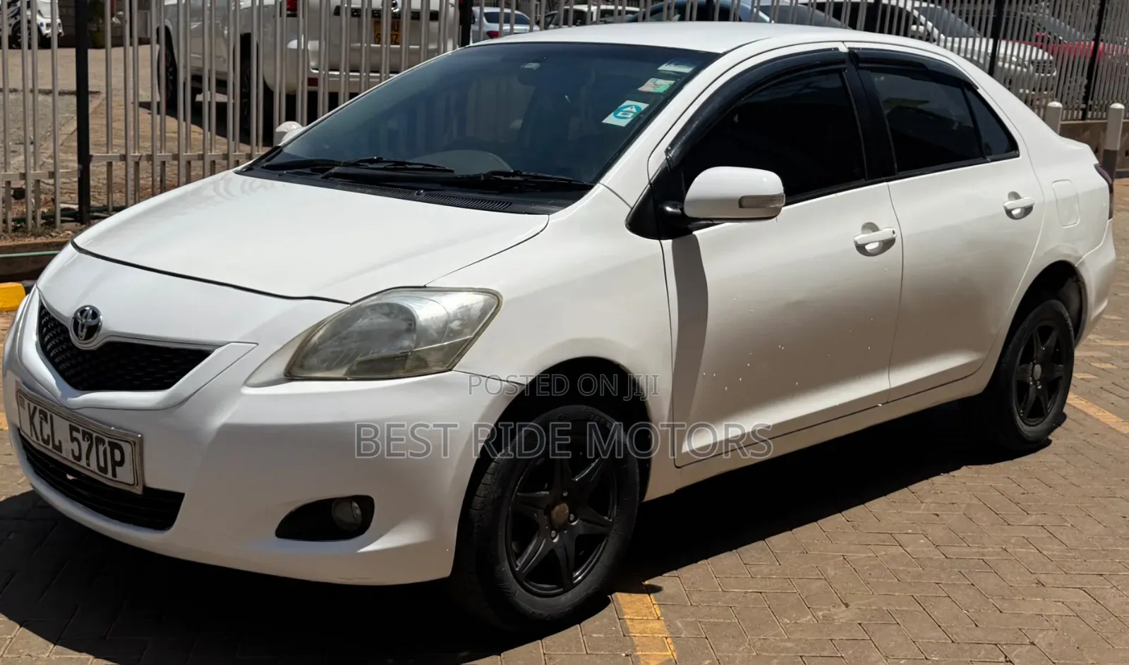 Toyota Belta 2010 White