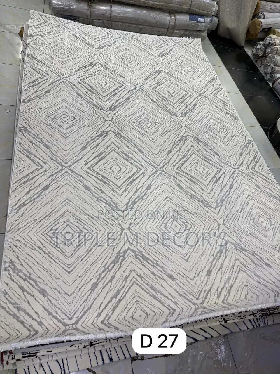 Anti-Slip Turkish 7x10 Carpet – Safe for Kids