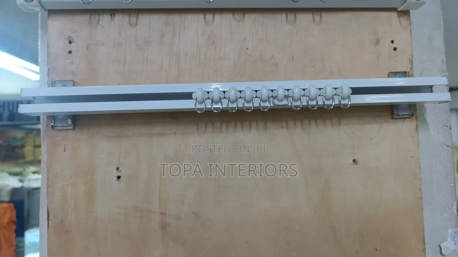 Quality Modern Single Track Straight Curtain Rail With Accessories