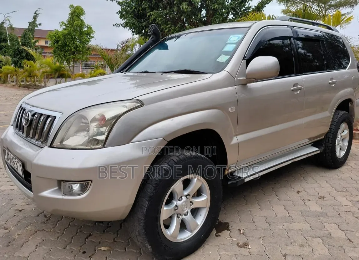 Toyota Land Cruiser Prado 3.0 D-4D 5dr 2005 Silver