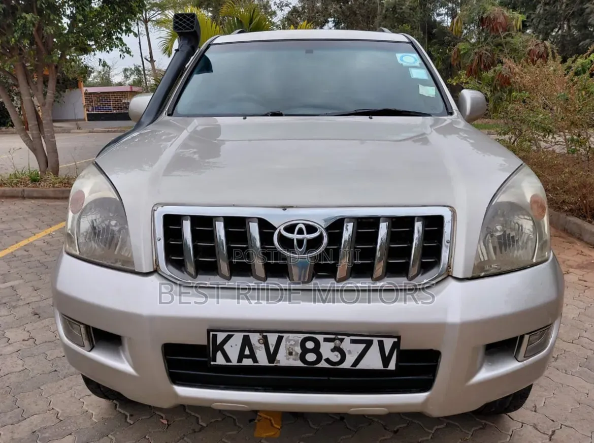 Toyota Land Cruiser Prado 3.0 D-4D 5dr 2005 Silver